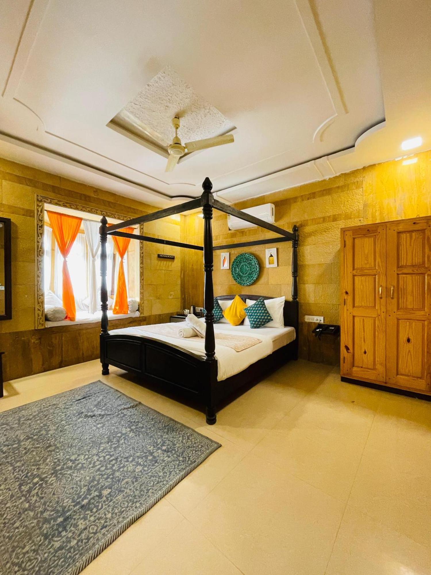 Hotel Meerana Джайсалмер Екстер'єр фото