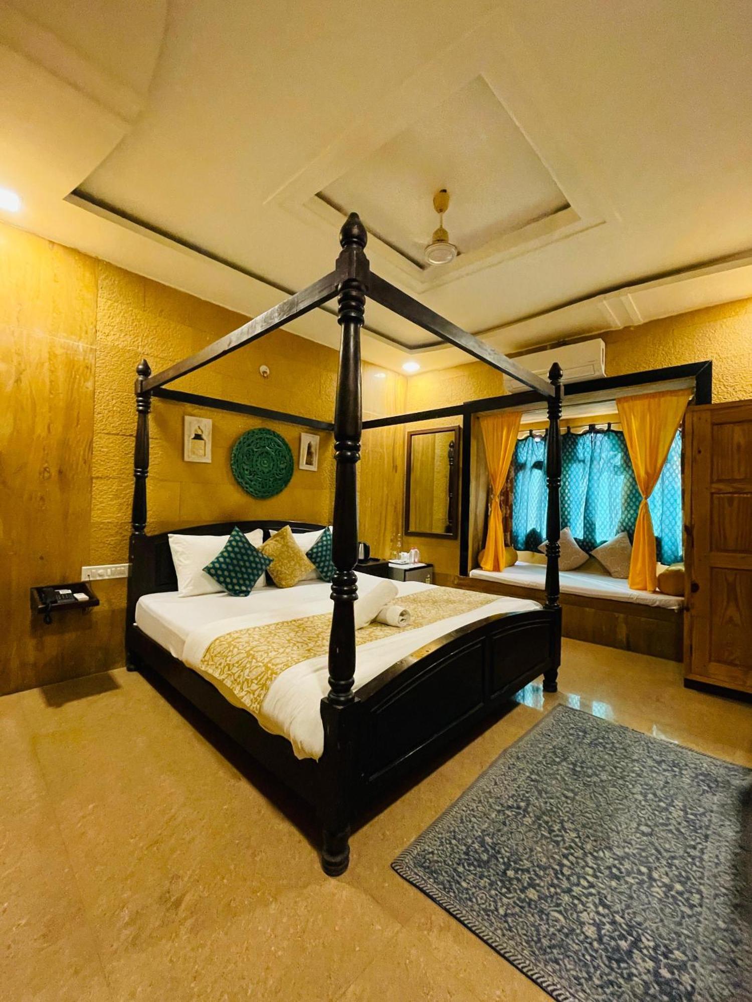 Hotel Meerana Джайсалмер Екстер'єр фото